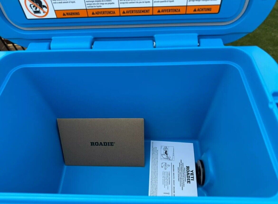 YETI Roadie 15 - BIG WAVE BLUE - 🌊 Hard Cooler RARE Limited Edition Color!!