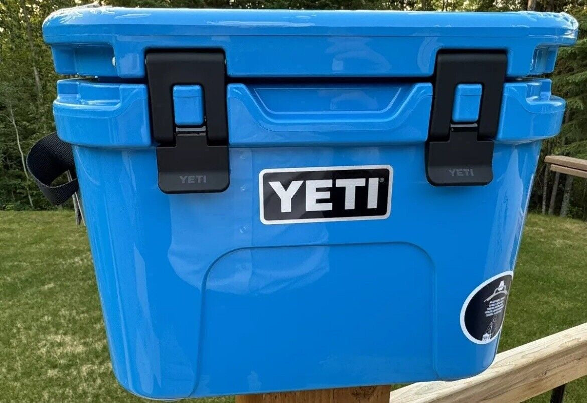 YETI Roadie 15 - BIG WAVE BLUE - 🌊 Hard Cooler RARE Limited Edition Color!!