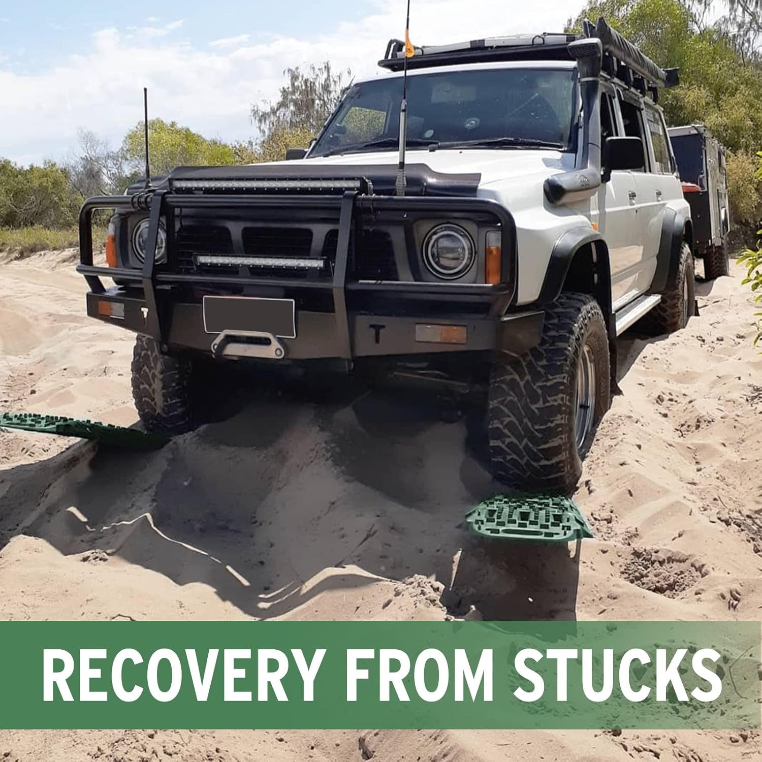 Recovery Traction Boards, Emergency Tracks with Jack Lift Base for Off-Road Sand Mud Snow, 2 Pcs Tire Ladder Mat (Green)